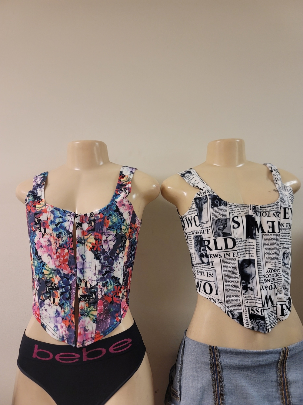 2 Snap Front Corset Tank Top - Multicolor